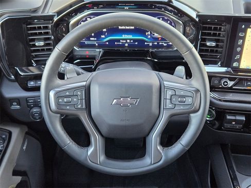 Used 2025 Chevrolet Silverado 1500 ZR2 w/ Technology Package image 21