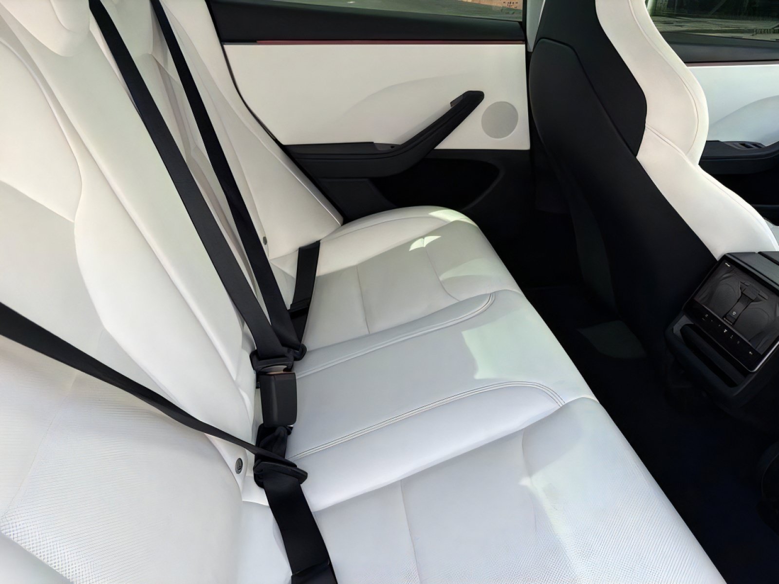 Used 2026 Tesla Model 3 Performance AWD/4WD image 13