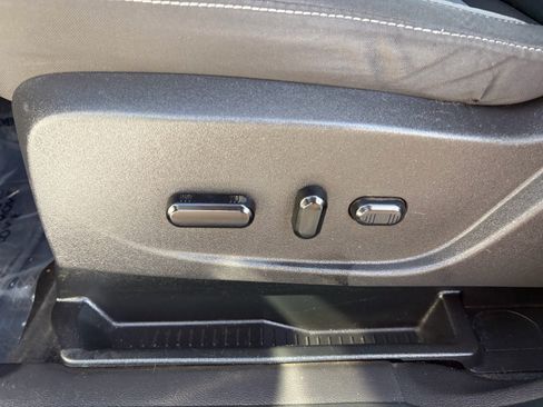 Used 2019 Ford Escape SE AWD/4WD image 13