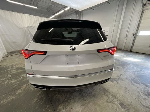 New 2026 Acura MDX SH-AWD image 33