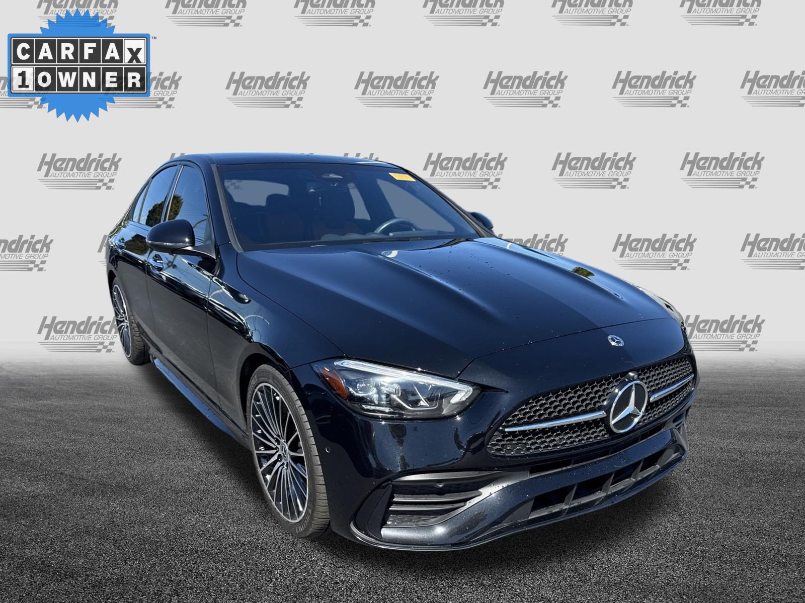 Used 2023 Mercedes-Benz C 300 Sedan image 2