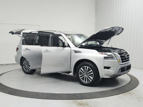 Used 2022 Nissan Armada SL AWD/4WD image 9