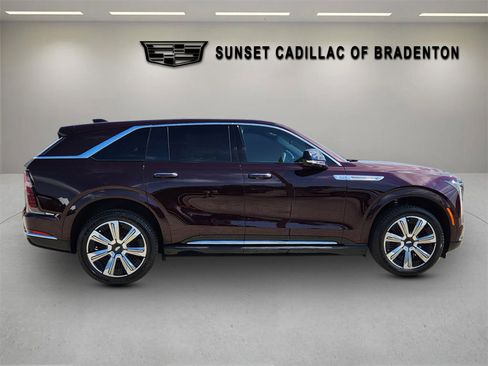 New 2025 Cadillac Escalade IQ Luxury 1 AWD/4WD image 8