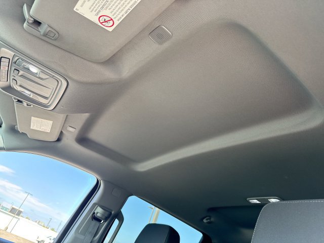Used 2023 Chevrolet Silverado 2500 LT AWD/4WD image 22