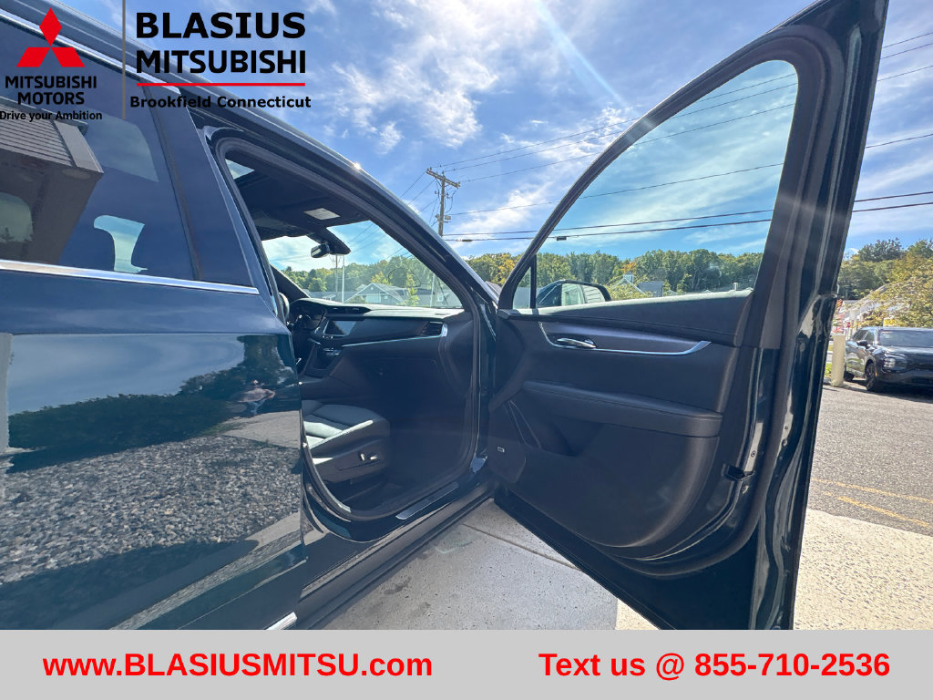 Used 2024 Cadillac XT6 Luxury AWD/4WD image 52