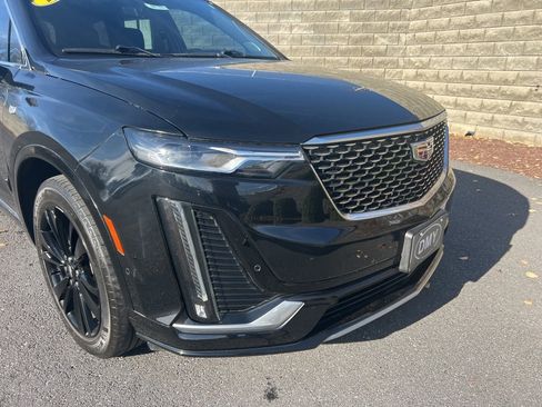 Used 2023 Cadillac XT6 Premium Luxury w/ Technology Package image 8