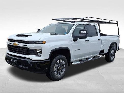 New 2026 Chevrolet Silverado 2500 Custom image 2