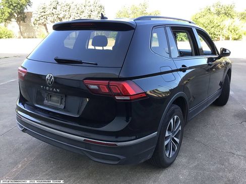 Used 2022 Volkswagen Tiguan S FWD image 4