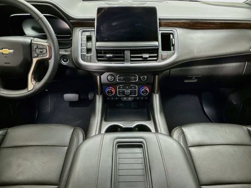 Used 2024 Chevrolet Tahoe High Country AWD/4WD image 13