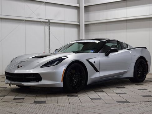 Used 2016 Chevrolet Corvette Stingray Coupe w/ 2LT Preferred Equipment Group image 3