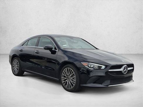 Certified 2022 Mercedes-Benz CLA 250 image 3
