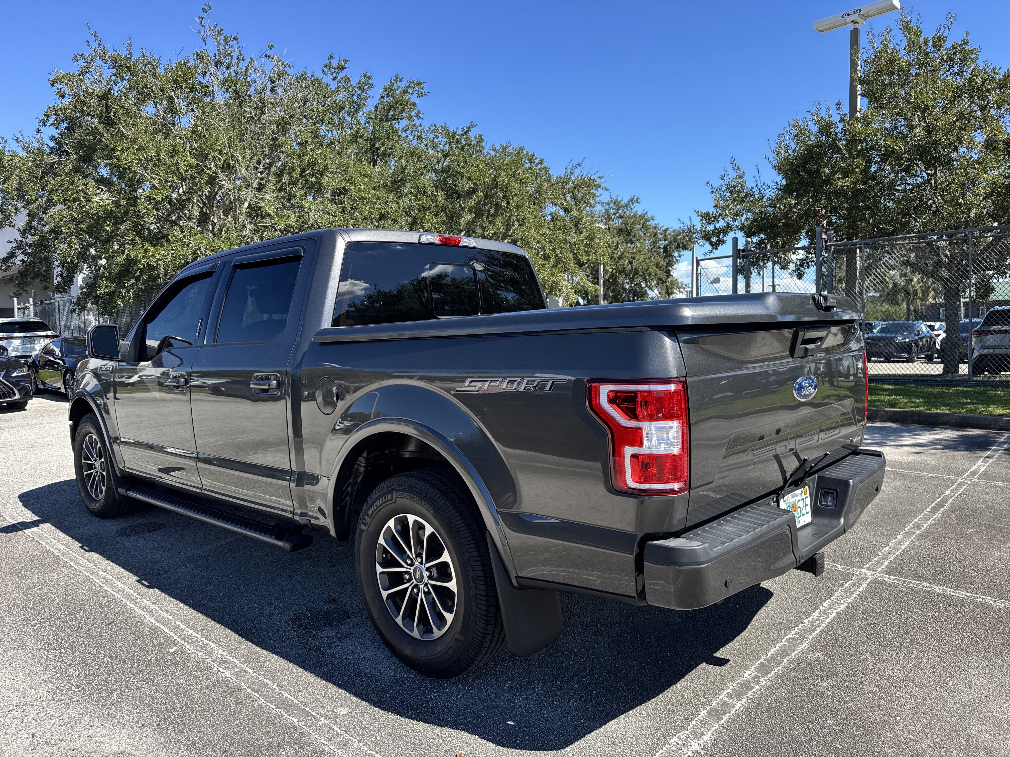 Used 2018 Ford F150 XLT w/ Equipment Group 302A Luxury RWD image 3