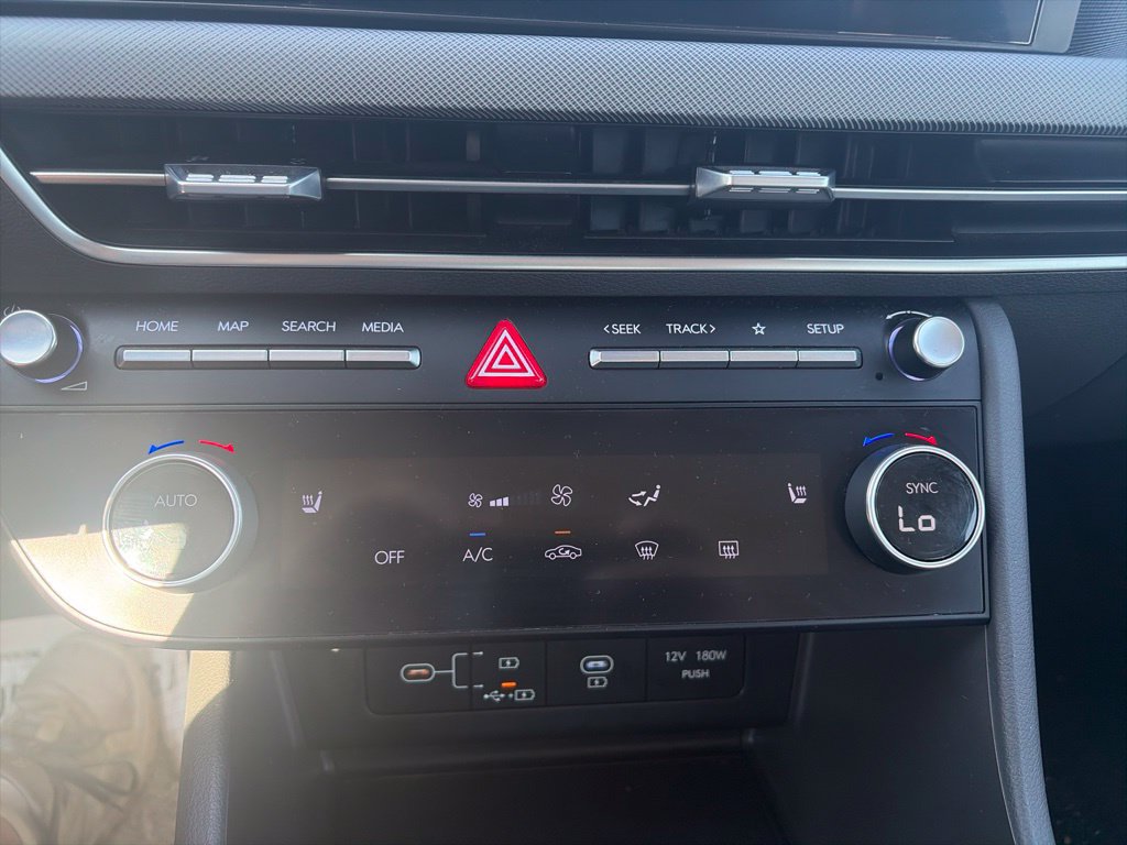 Used 2025 Hyundai Sonata SEL FWD image 23