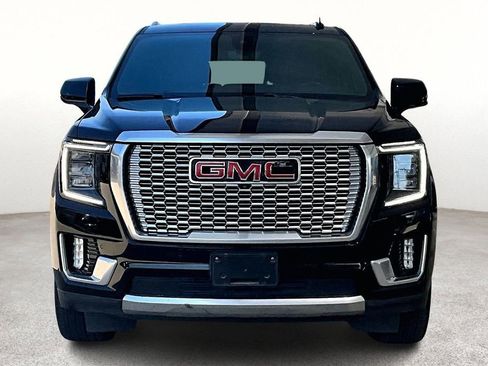 Used 2021 GMC Yukon Denali w/ Denali Premium Package image 5