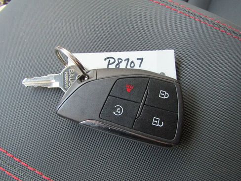 Used 2023 Chevrolet Colorado Z71 w/ Z71 Convenience Package 2 AWD/4WD image 18
