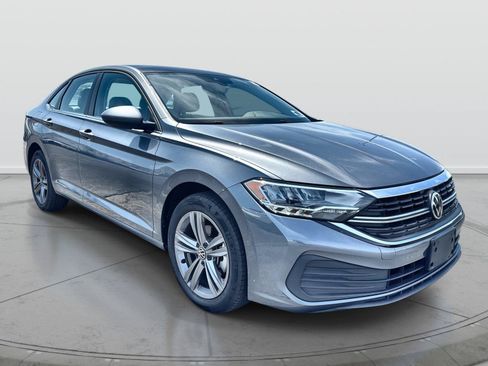 Used 2022 Volkswagen Jetta SE FWD image 1