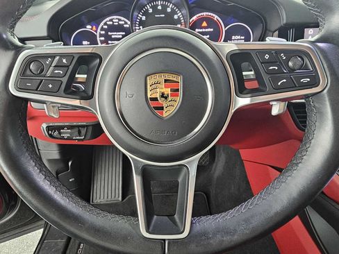 Used 2021 Porsche Cayenne AWD/4WD image 22