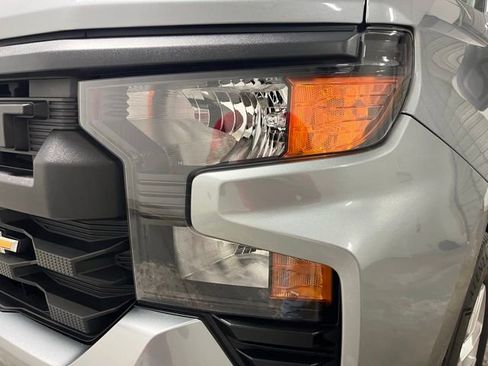 Used 2024 Chevrolet Silverado 1500 Custom RWD image 9
