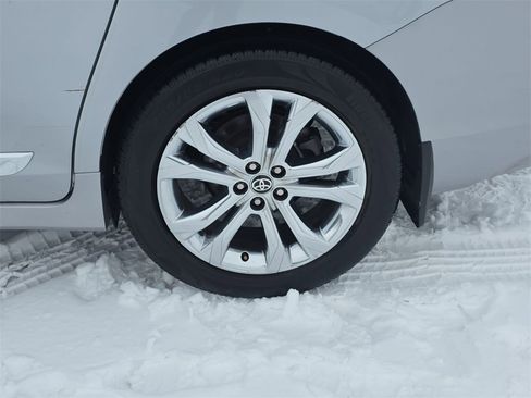 Used 2018 Toyota Sienna L image 34