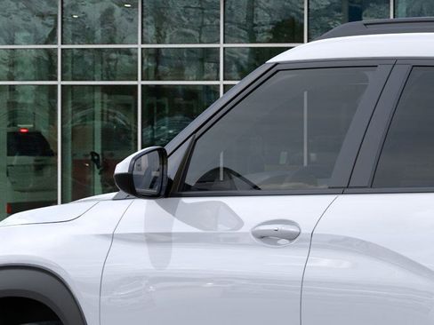 New 2025 Chevrolet TrailBlazer ACTIV w/ Convenience Package FWD image 14