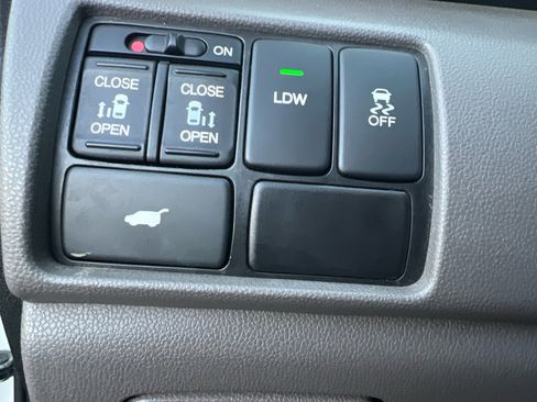 Used 2015 Honda Odyssey EX-L image 29