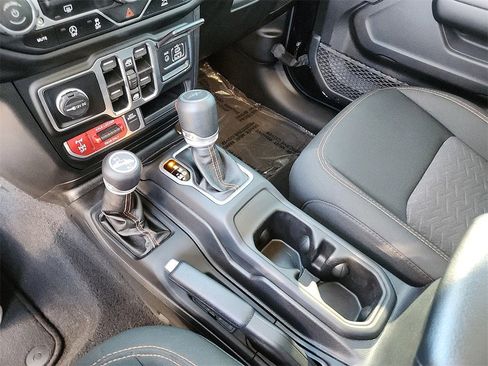 Used 2021 Jeep Gladiator Mojave w/ LED Lighting Group image 28