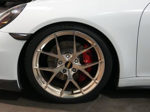 Used 2015 Porsche 911 Carrera 4S AWD/4WD image 14