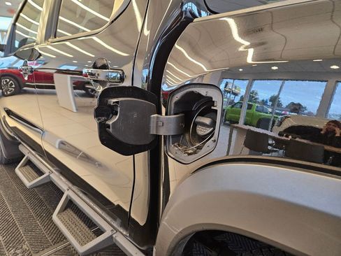 New 2025 Nissan Frontier PRO-4X image 34