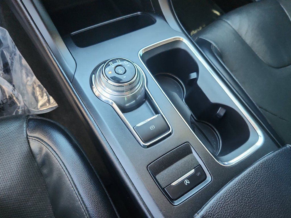 Used 2019 Ford Fusion Titanium FWD image 21