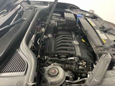 Used 2022 Volkswagen Atlas Cross Sport SEL R-Line image 22