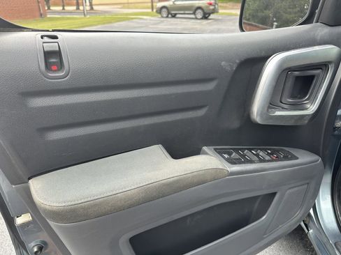 Used 2006 Honda Ridgeline RT image 20