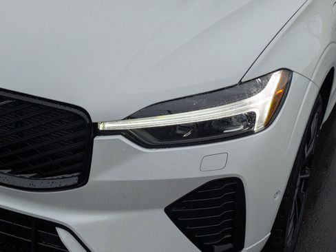 New 2026 Volvo XC60 T8 Plus w/ Protection Package Premier image 10