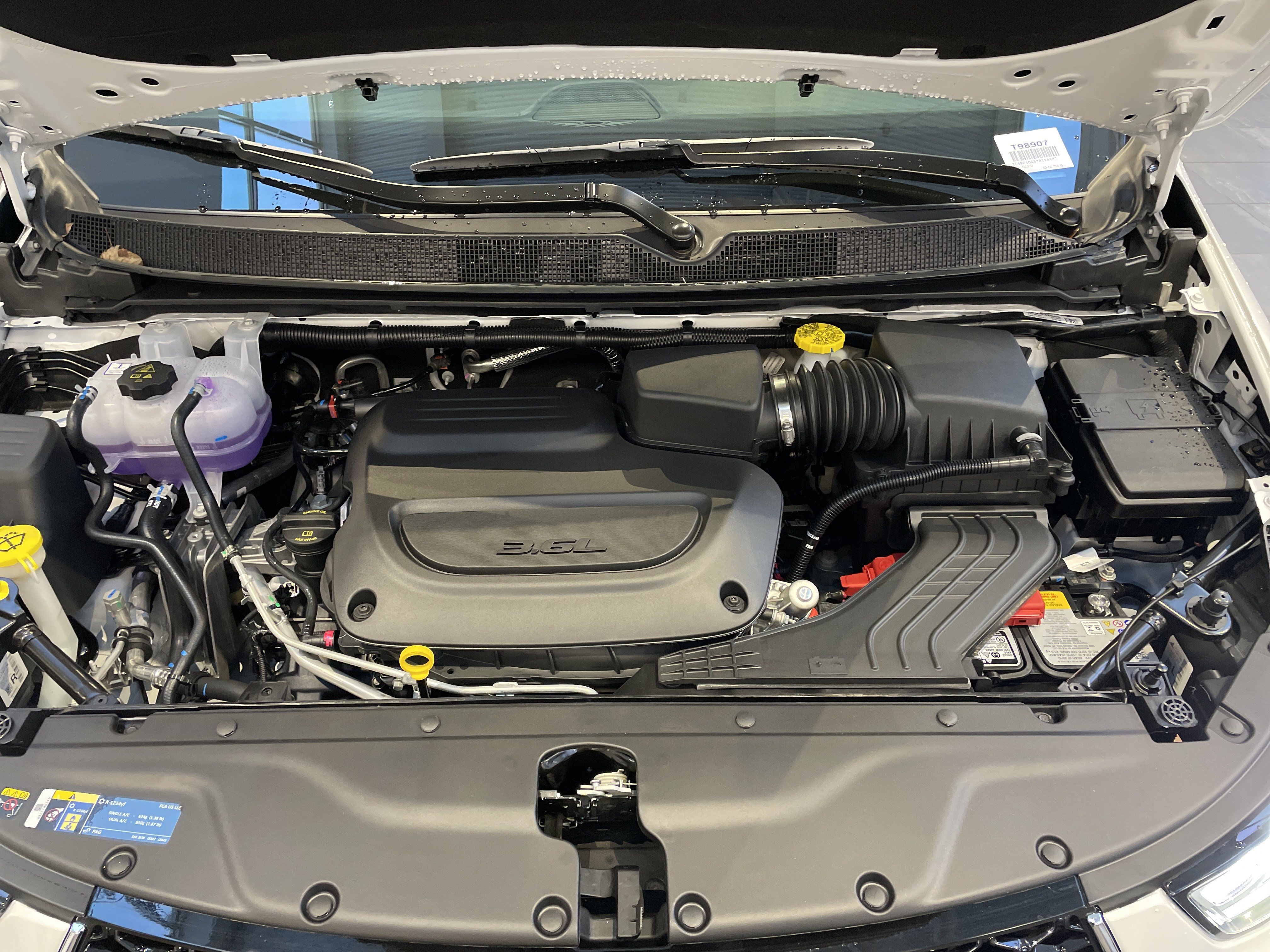 Used 2026 Chrysler Pacifica Select FWD image 38