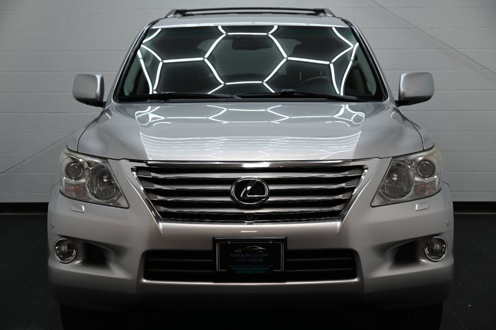Used 2011 Lexus LX 570 4WD w/ Luxury Pkg image 7