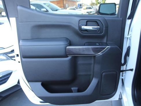 Used 2019 Chevrolet Silverado 1500 LTZ w/ LTZ Plus Package AWD/4WD image 26