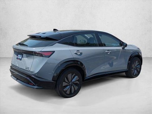 Used 2024 Nissan Ariya AWD image 5