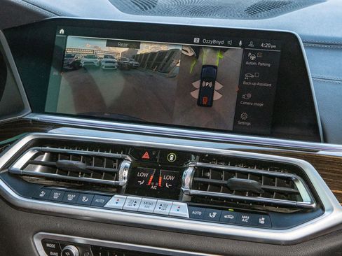 Used 2023 BMW X5 M50i w/ Executive Package image 23