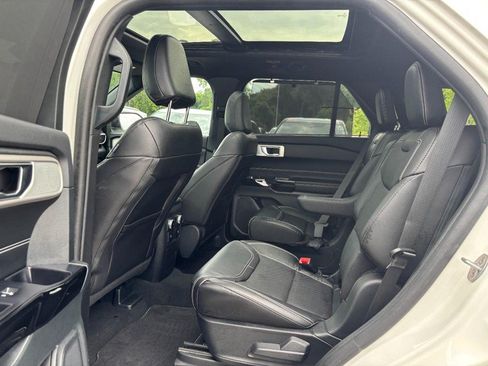 Used 2024 Ford Explorer ST w/ Equipment Group 401A AWD/4WD image 12