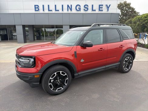 Used 2024 Ford Bronco Sport Outer Banks w/ Tech Package AWD/4WD image 1