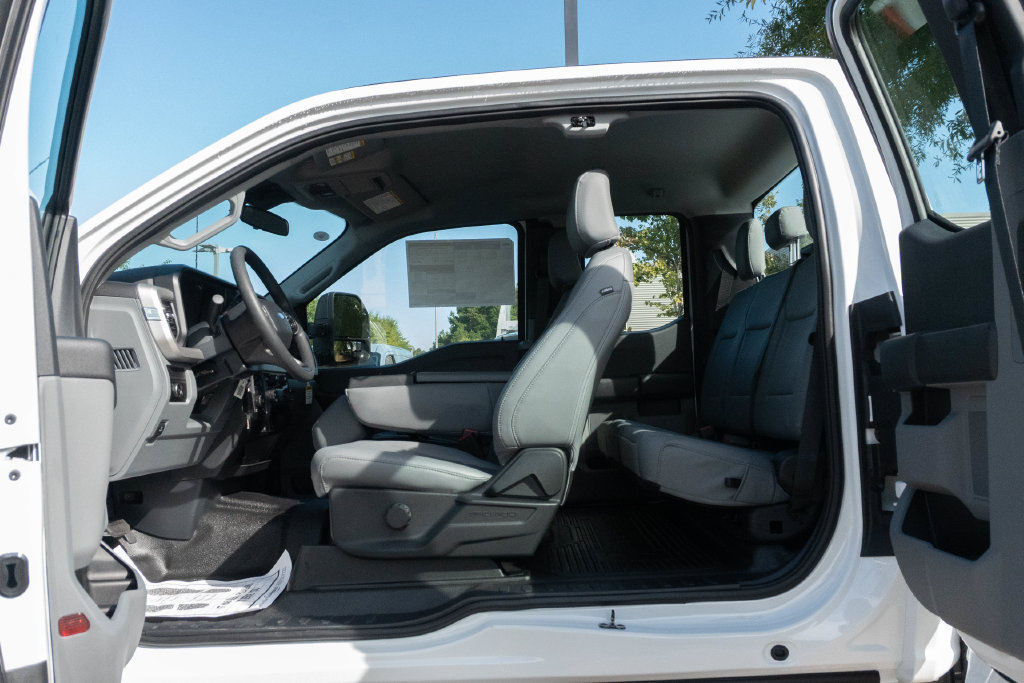 New 2027 Ford F250 XL w/ XL Chrome Package AWD/4WD image 22