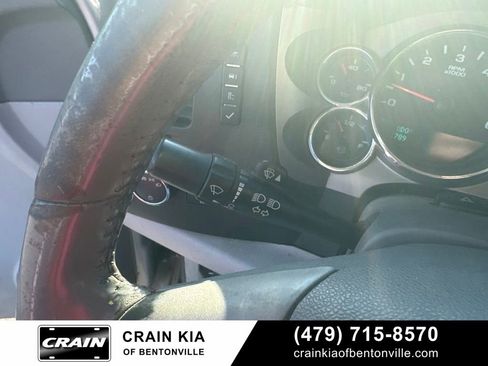 Used 2009 GMC Sierra 1500 SLE w/ Power Pack Plus AWD/4WD image 26