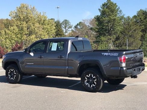 Used 2021 Toyota Tacoma TRD Off-Road w/ Technology Package image 4