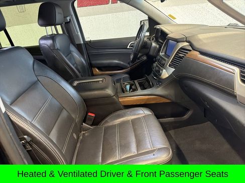 Used 2020 GMC Yukon Denali w/ Denali Premium Package image 20