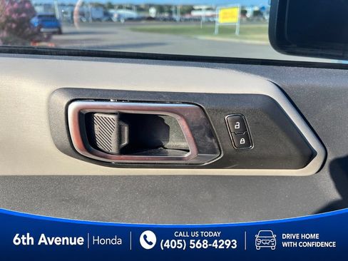 Used 2023 Ford Bronco Badlands w/ Sasquatch Package AWD/4WD image 26