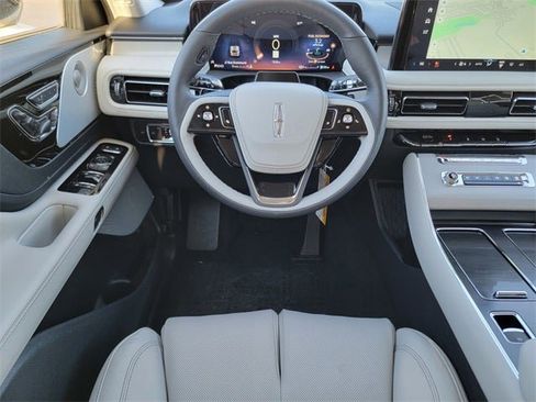 New 2026 Lincoln Aviator Reserve image 30