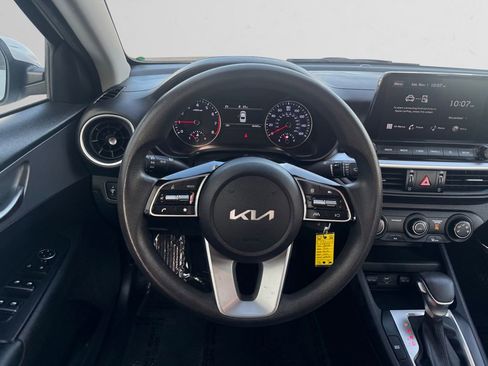 Used 2022 Kia Forte LXS image 13