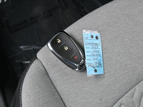 Used 2023 Chevrolet Equinox LS image 18