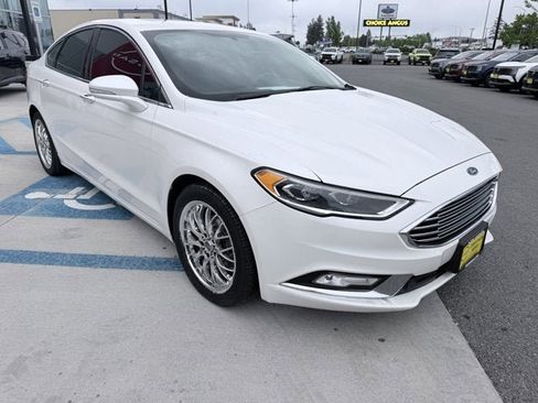 Used 2017 Ford Fusion Titanium AWD/4WD image 3