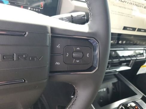 New 2026 GMC Hummer EV 4x4 Crew Cab image 28