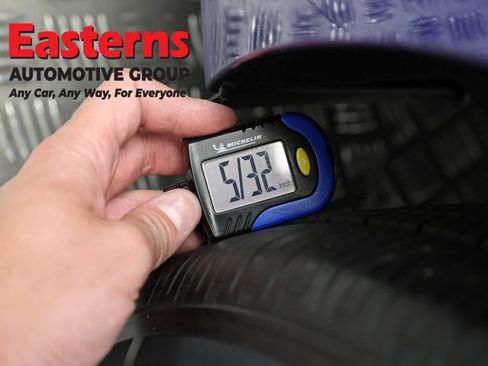 Used 2023 Hyundai Elantra SE w/ Preferred Accessory Package FWD image 27